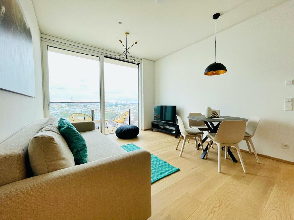 Triiiple Level 20 - Sonnenwohnen Apartment Mit Parkplatz Und Fantastischem Ausblick Wina Bagian luar foto