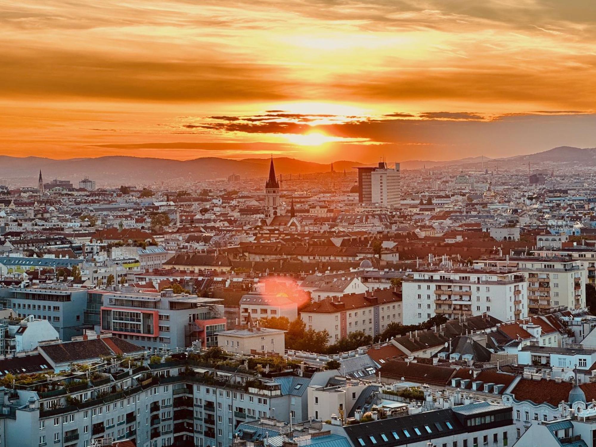 Triiiple Level 20 - Sonnenwohnen Apartment Mit Parkplatz Und Fantastischem Ausblick Wina Bagian luar foto